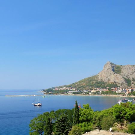 Apartment Ora Omis Exterior photo