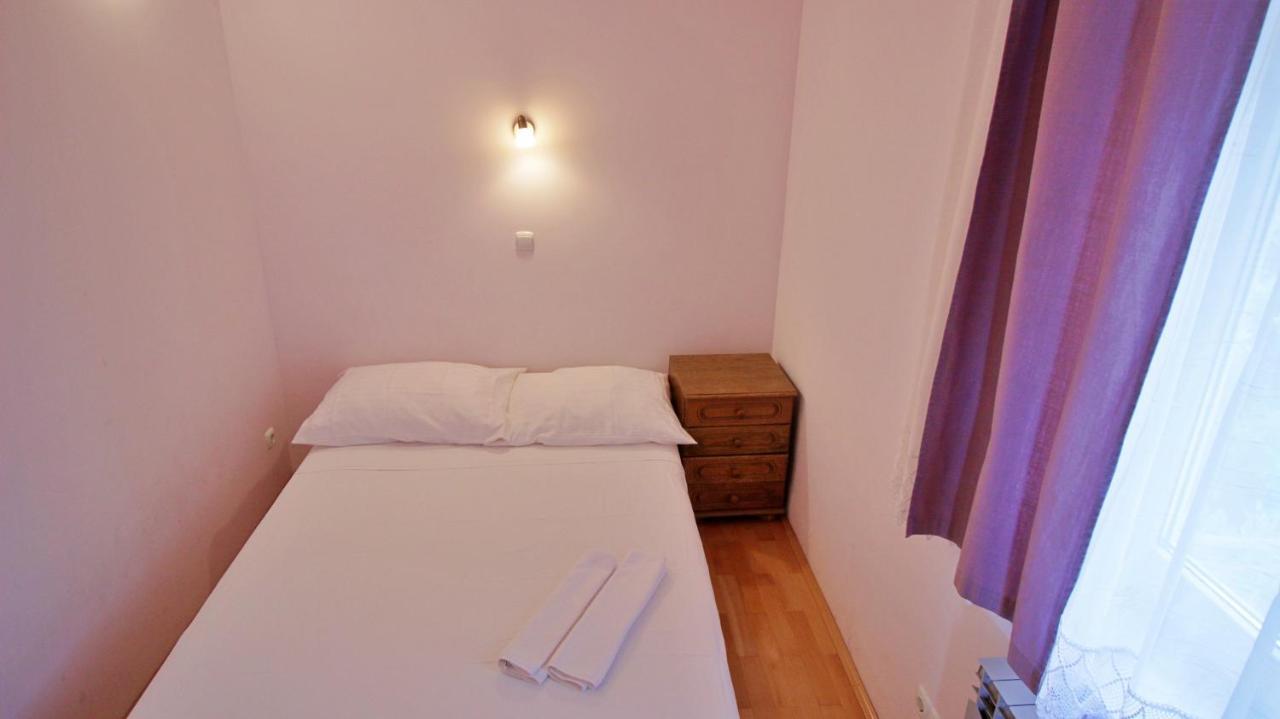 Apartment Ora Omis Exterior photo