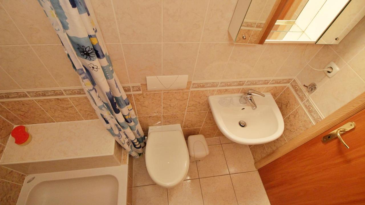 Apartment Ora Omis Exterior photo